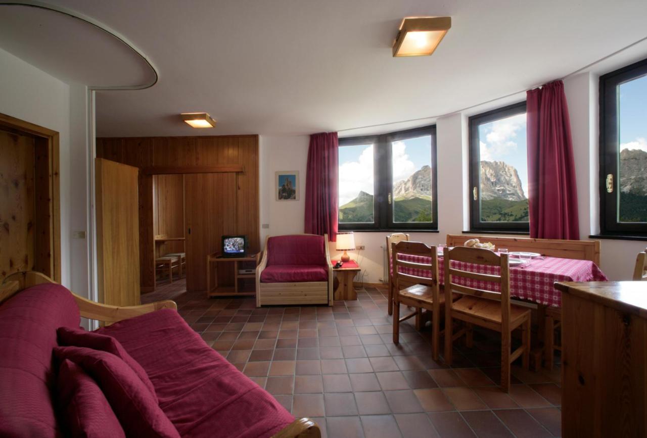 Apartments Gonzaga Canazei Eksteriør bilde